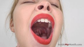 Inside My Mouth - Anna - Yawning time (4K quality)