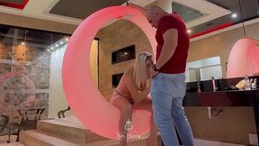 esposa coroa loira safada levou metida forte na frente do corno mansinho – casada gostosa gemendo alto