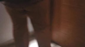 Madurez culona mam� de familia deja a sus hijos en el colegio para