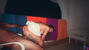 The animator takes advantage of the tourist season to party with countless
