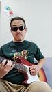 solitary guitar licks pulse with unspoken desire