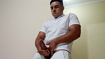 YURI GAÚCHO - DOTADÃO TOCANDO PUNHETA NO INTERVALO DO TRABALHO - URSO DOTADÃO GOZANDO NO TRABALHO