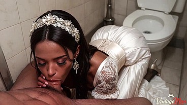 Bride cheats on husband with his best friend in the toilet[AI]