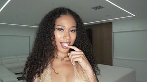 homemade sex with a stunning natural hottie - skyla sun