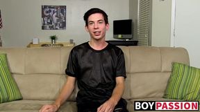 Meet a sexy and versatile new twink Daniel Ross