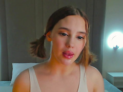 Little beauty blowjob and wants you to cum in her mouth