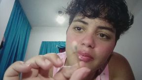 Oh! Watch me masturbate my ears with cotton swabs as if they were your delicious dick!