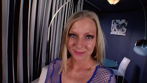 Britney Brooks Knows How to Please a Cock