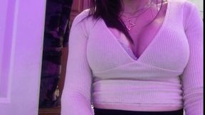 Zoey Portland Pornstar Playing with Her Pussy in the Bathroom Before Court