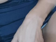 Insegnante sexy fa un video porno con il telefono e invia video porno allo studente