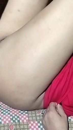 Stunning moment from &quot;Bhabhi ki chut ki close pe chudai&quot;