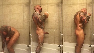 Jason Collins showering with a raging hard-on!