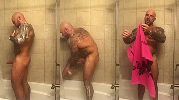 Jason Collins showering with a raging hard-on!