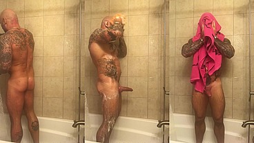Jason Collins showering with a raging hard-on!