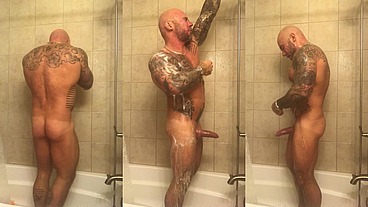 Jason Collins showering with a raging hard-on!