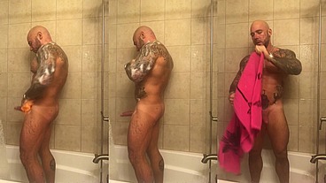 Jason Collins showering with a raging hard-on!