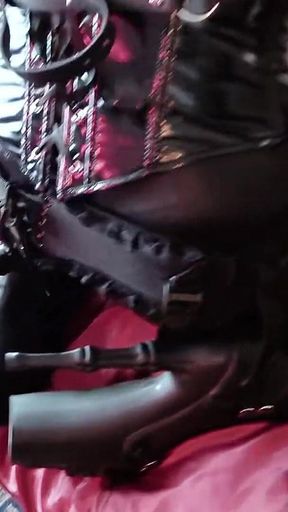 Mistress Kora Bell Dominates Nikki Von Sixx & Good Boi Pup: a Spit-roast & Anal Fisting Extravaganza