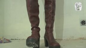 Drinking Glasses and more under heeled Boots