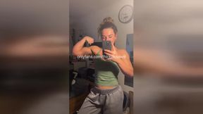 TikTok Teen Pussy Blunder: Accidental Virgin Exposure!