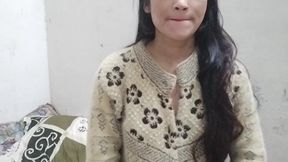 Desi aunty ko nanga karke bathroom me pela