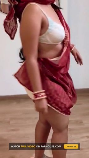 Curvy Desi Babe Teasing