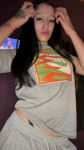 Amateur with big tits shows off her ass on OnlyFans