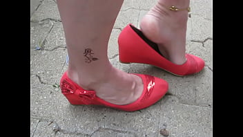 public shoeplay, red suede wedge pumps - Isabelle-Sandrine loves to tease the men