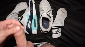 I masturbate and cum on my sneakers and socks