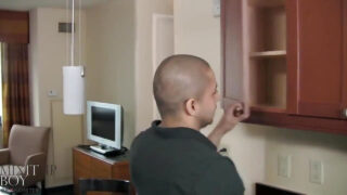 Der schwarze College-Student Ace Rockwood und der BBC werden anal gefickt