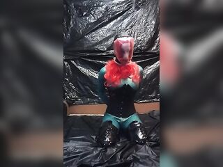 Breathplay latex red doll