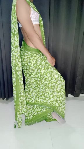 Indian hot sexy satin green saree wearing and feel like a gorgeous lady