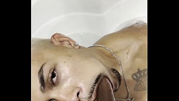 FUDENDO GOSTOSO NA BANHEIRA DO MOTEL