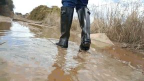A walk in my black Hunter Wellies MP4 (1920x1080) FHD