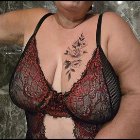 60 Years Old BBW Mature Grandma in Luxury Bathroom, Fat Ass, Big Boobs and Juicy Pussy.