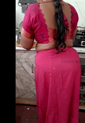 Neighbour Took Video When Wife Cooking in Blouse