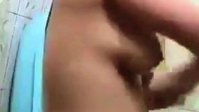 An Indian Girl Records Her Bathing Nude Mms