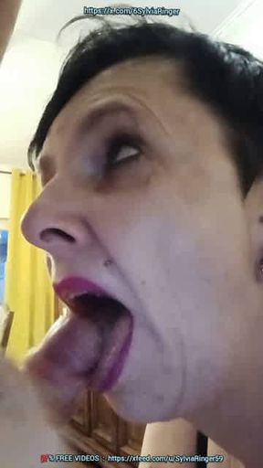 Sylvia Ringer : Oral SEX