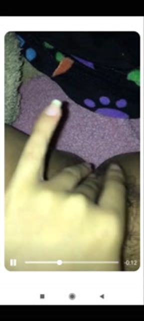 I'm hot and I do sexting with my girlfriend, she gets her panties wet rich.