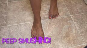 Peep smushing