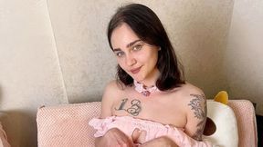 YANKS - Horny girl deep throats and fucks her pussy with dildo