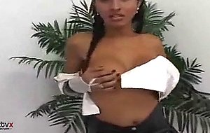 Skilful nurse treats guys ass