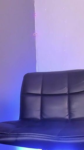 Colombian Sissy Shoves Dildo Deep Into Her Juicy Ass