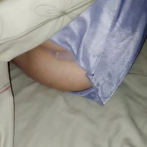 Fuck!! I was in bed and i woke Up with a dick in my pussy