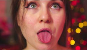 Sexy blowjob om big dildo, fingering and huge squirt