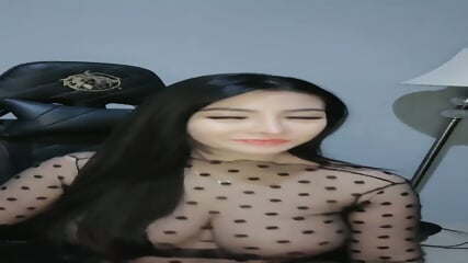 Tante Dini DMX Boba Super