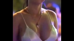 देशी चू दा ई भाभी की साथ