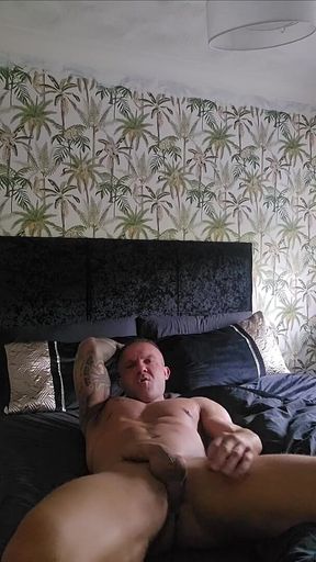 Straight Lad Solo Wank, Anal Pay & Sucking with Huge Dildo