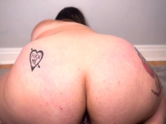 Innocent BBW girl enjoy toys and masturbate on webcam