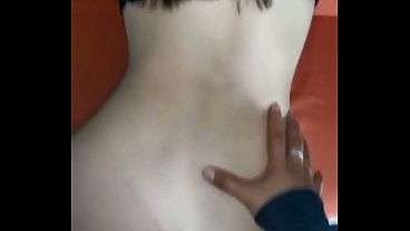 hermanastra cachonda me deja follarla antes de que lleggue su madre