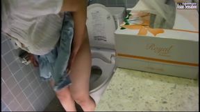 Stuck up Older Women - Toilet Masturbation Collection of 25 - Ep25